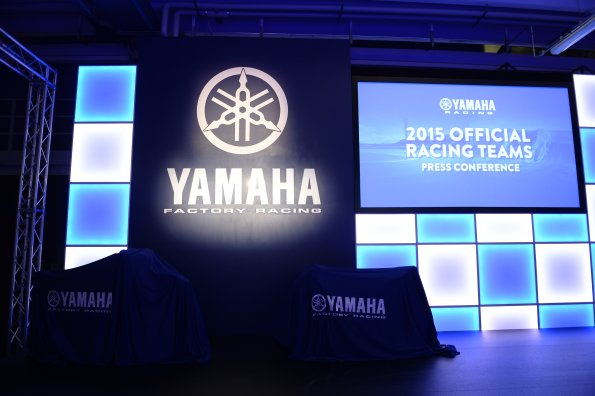 press-conference-yamaha-racing-2015-4